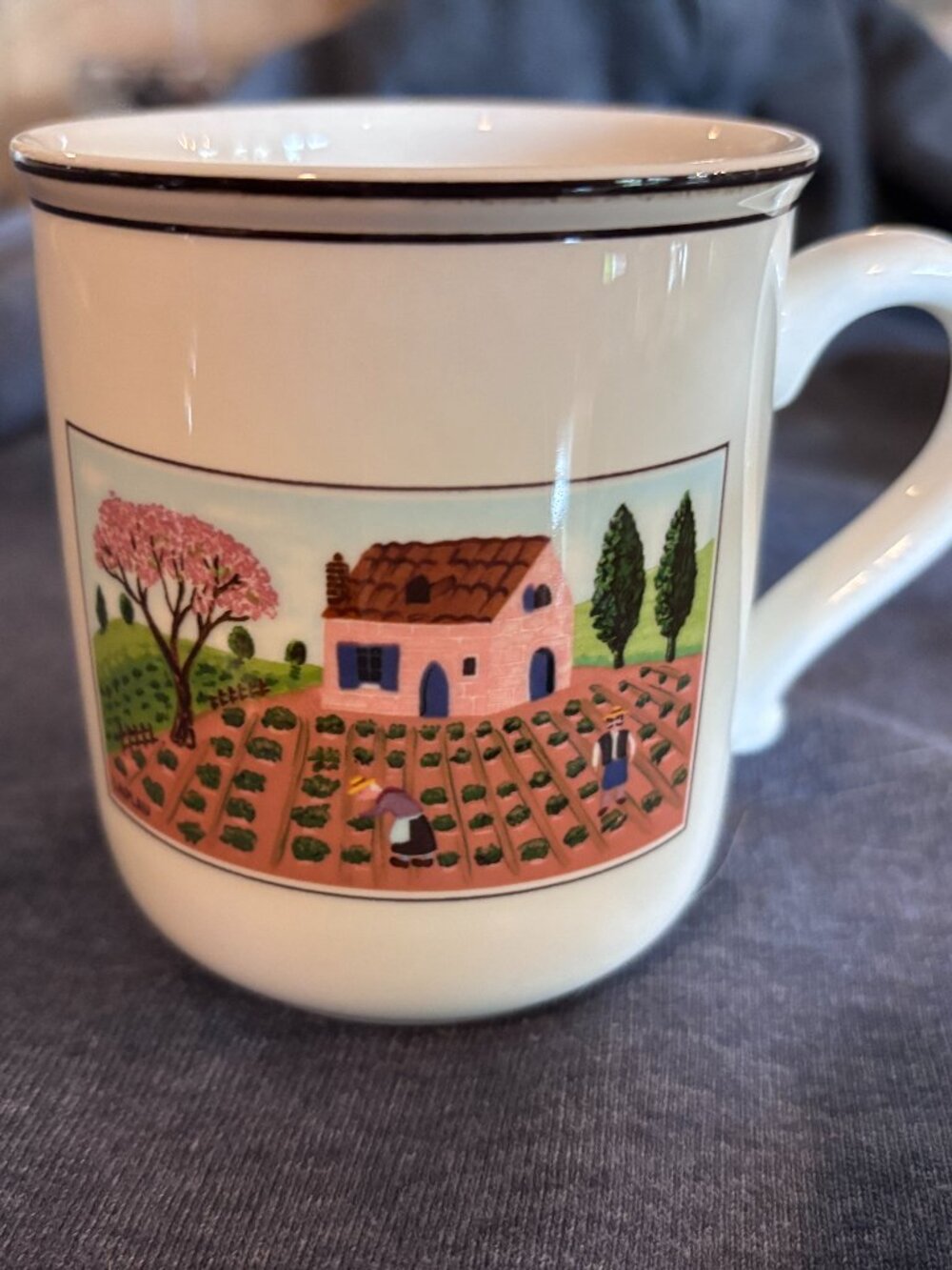 Villeroy & Boch Design Naif Mugs